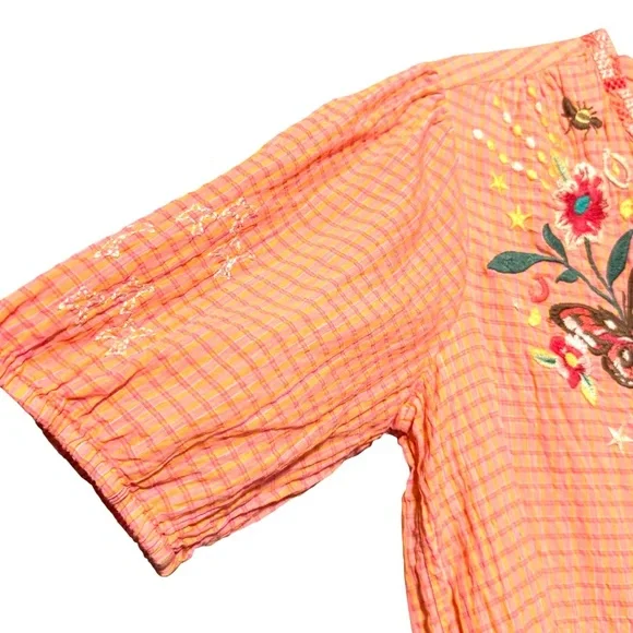 JOHNNY WAS Olinda Puff Sleeve Effortless Embroidered Lightweight Floral Blouse - Picture 6 of 13